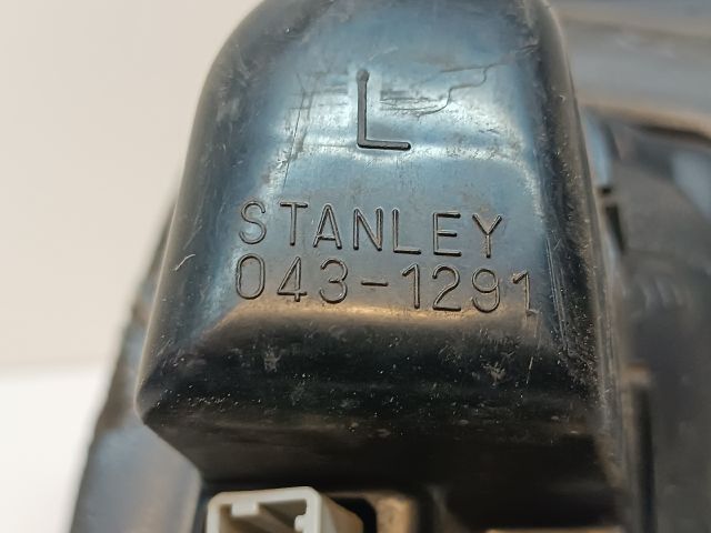 bontott HONDA CIVIC VI Bal Belső Hátsó Lámpa