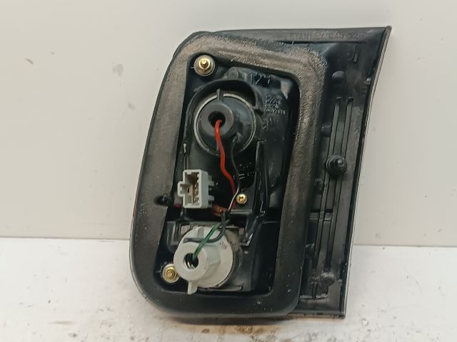 bontott HONDA CIVIC VI Bal Belső Hátsó Lámpa