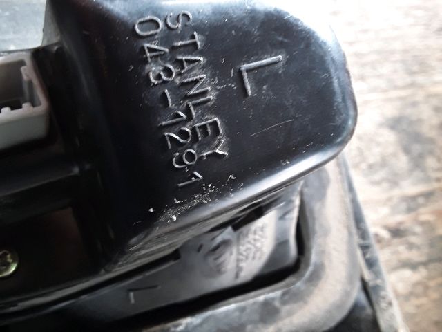 bontott HONDA CIVIC VI Bal Belső Hátsó Lámpa