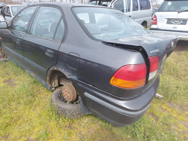 bontott HONDA CIVIC VI Bal első Gumikéder