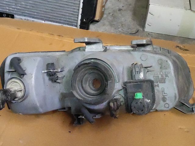 bontott HONDA CIVIC VI Bal Fényszóró