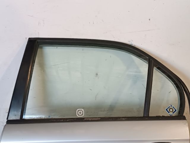 bontott HONDA CIVIC VI Bal hátsó Ajtó (Részeivel)