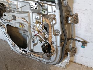 bontott HONDA CIVIC VI Bal hátsó Ajtó (Részeivel)