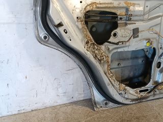 bontott HONDA CIVIC VI Bal hátsó Ajtó (Részeivel)