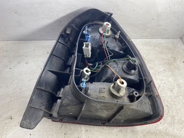 bontott HONDA CIVIC VI Bal Hátsó Lámpa