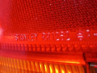 bontott HONDA CIVIC VI Bal Hátsó Lámpa