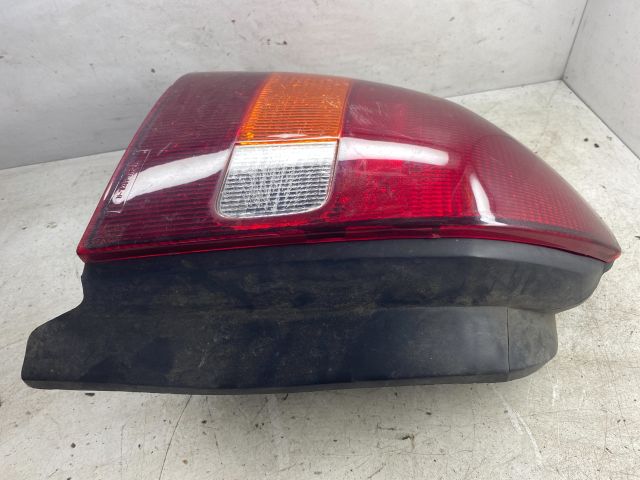 bontott HONDA CIVIC VI Bal Hátsó Lámpa