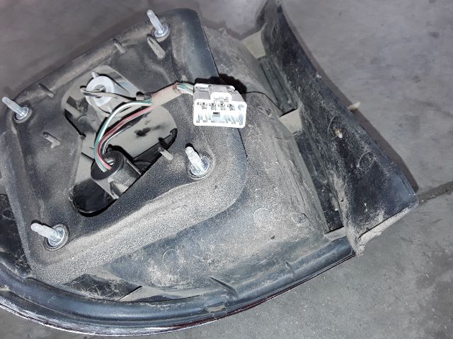 bontott HONDA CIVIC VI Bal Külső Hátsó Lámpa