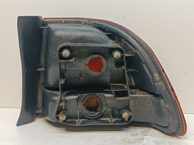 bontott HONDA CIVIC VI Bal Külső Hátsó Lámpa