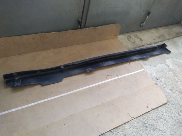 bontott HONDA CIVIC VI Bal Küszöb