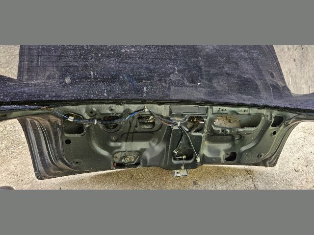 bontott HONDA CIVIC VI Csomagtérajtó (Részeivel)