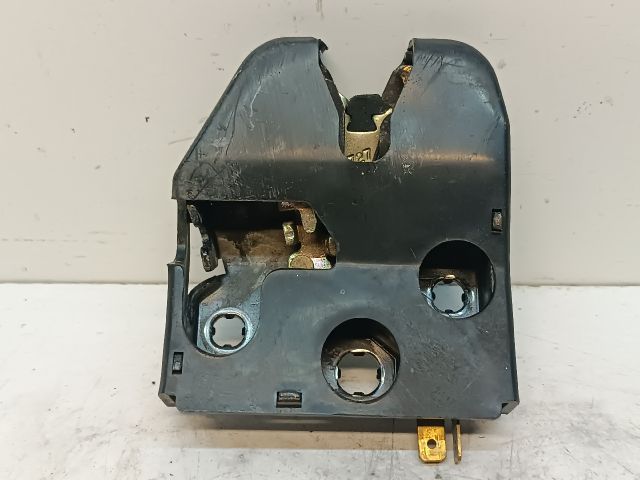 bontott HONDA CIVIC VI Csomagtérajtó Zárszerkezet