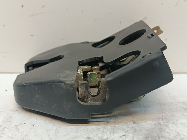 bontott HONDA CIVIC VI Csomagtérajtó Zárszerkezet