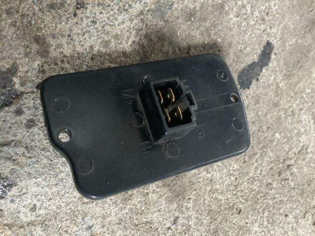 bontott HONDA CIVIC VI Előtét Ellenállás Fűtőmotor