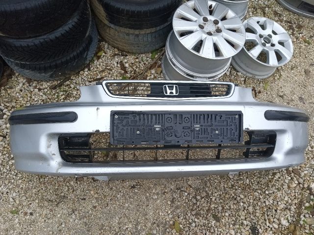 bontott HONDA CIVIC VI Első Lökhárító (Részeivel)