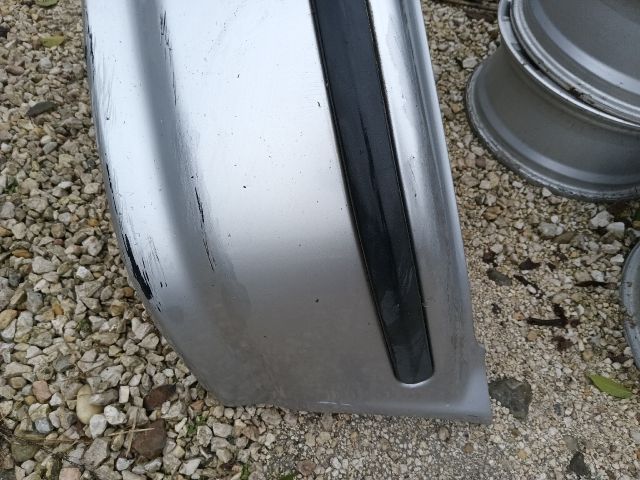 bontott HONDA CIVIC VI Első Lökhárító (Részeivel)