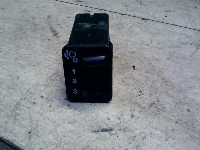 bontott HONDA CIVIC VI Fényszórómagasság Állító Kapcsoló