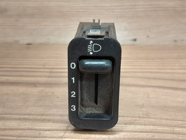 bontott HONDA CIVIC VI Fényszórómagasság Állító Kapcsoló