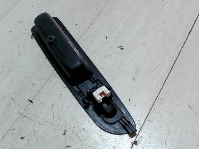 bontott HONDA CIVIC VI Jobb első Ablakemelő Kapcsoló