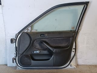 bontott HONDA CIVIC VI Jobb első Ajtó (Részeivel)