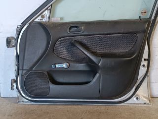 bontott HONDA CIVIC VI Jobb első Ajtó (Részeivel)