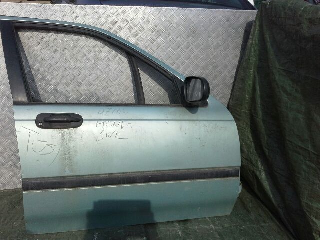 bontott HONDA CIVIC VI Jobb első Ajtó (Részeivel)