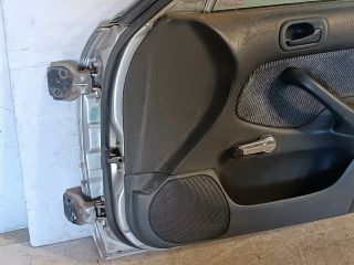 bontott HONDA CIVIC VI Jobb első Ajtó (Részeivel)