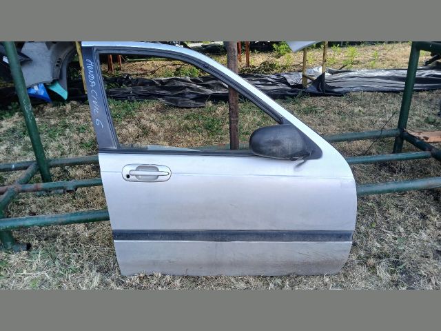 bontott HONDA CIVIC VI Jobb első Ajtó (Részeivel)