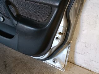 bontott HONDA CIVIC VI Jobb első Ajtó (Részeivel)