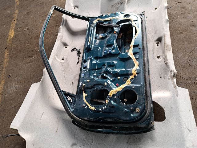 bontott HONDA CIVIC VI Jobb első Ajtó (Üres lemez)