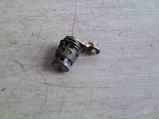 bontott HONDA CIVIC VI Jobb első Zárbetét