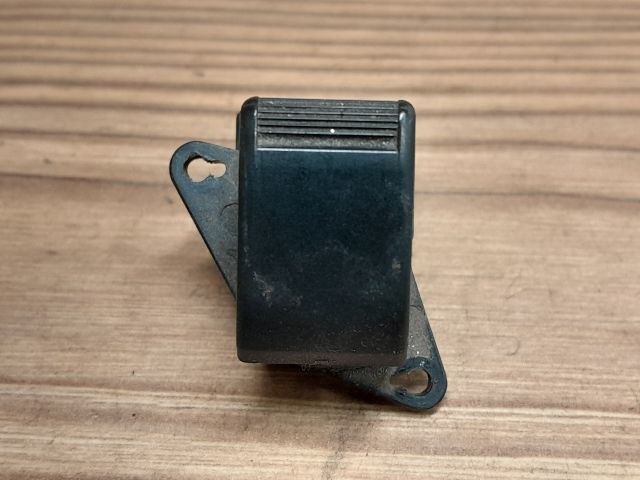 bontott HONDA CIVIC VI Jobb hátsó Ablakemelő Kapcsoló