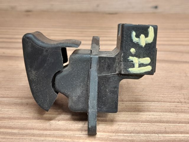 bontott HONDA CIVIC VI Jobb hátsó Ablakemelő Kapcsoló