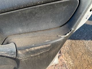 bontott HONDA CIVIC VI Jobb hátsó Ajtó (Részeivel)