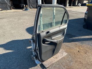 bontott HONDA CIVIC VI Jobb hátsó Ajtó (Részeivel)