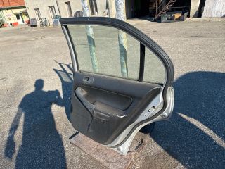 bontott HONDA CIVIC VI Jobb hátsó Ajtó (Részeivel)