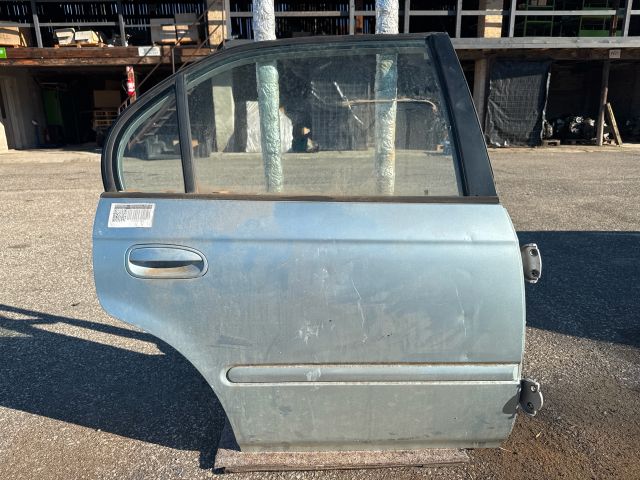 bontott HONDA CIVIC VI Jobb hátsó Ajtó (Részeivel)