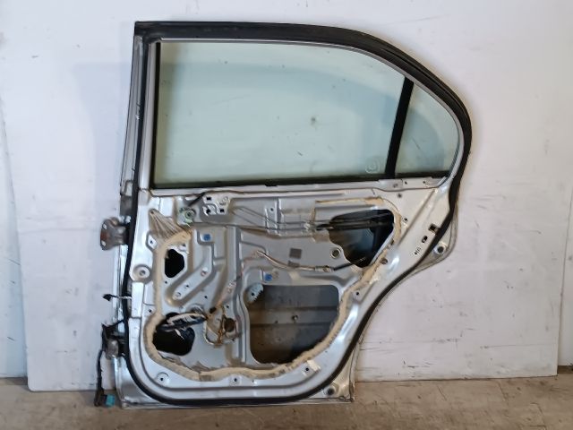 bontott HONDA CIVIC VI Jobb hátsó Ajtó (Részeivel)