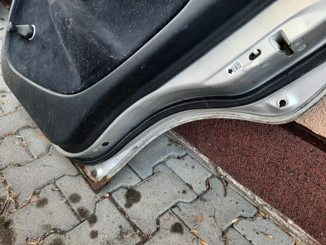 bontott HONDA CIVIC VI Jobb hátsó Ajtó (Részeivel)