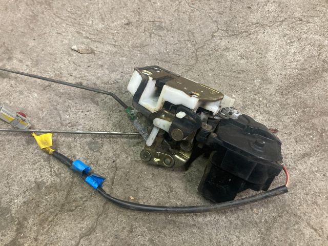 bontott HONDA CIVIC VI Jobb hátsó Ajtózár