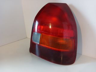 bontott HONDA CIVIC VI Jobb Hátsó Lámpa