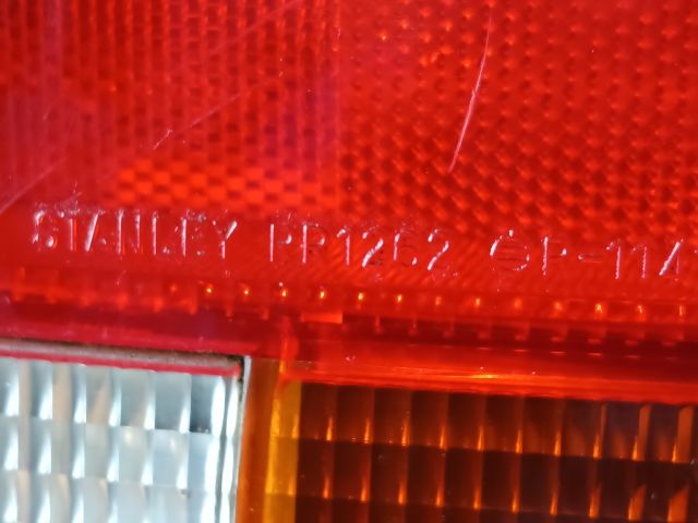 bontott HONDA CIVIC VI Jobb Hátsó Lámpa