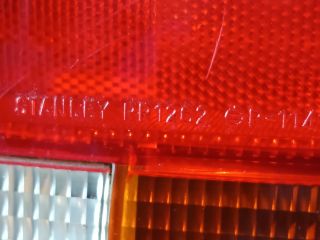 bontott HONDA CIVIC VI Jobb Hátsó Lámpa