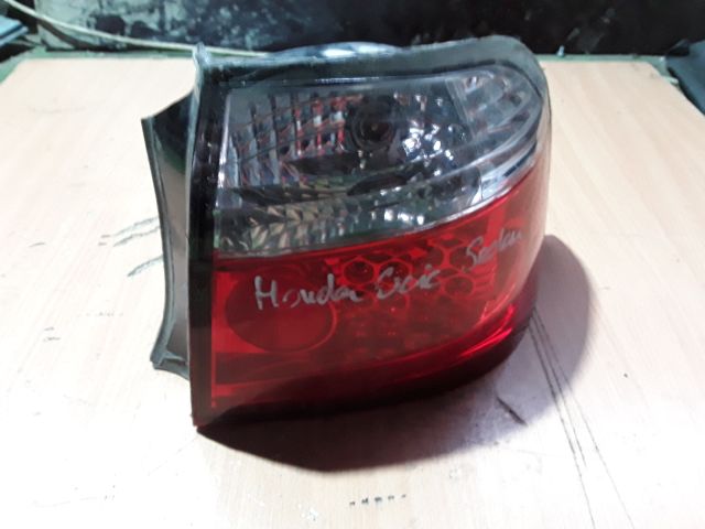 bontott HONDA CIVIC VI Jobb Hátsó Lámpa