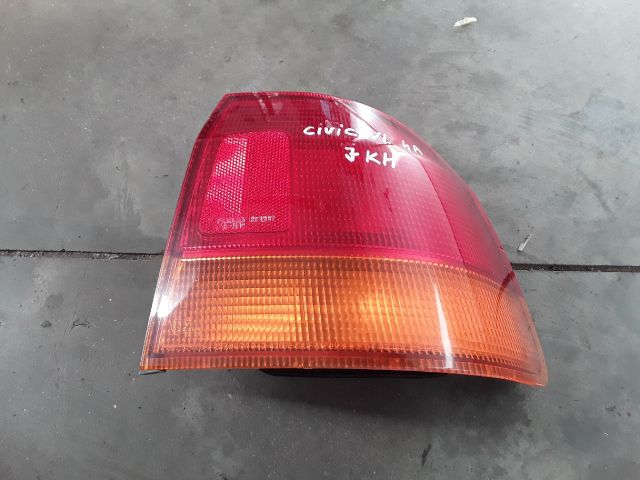 bontott HONDA CIVIC VI Jobb Külső Hátsó Lámpa