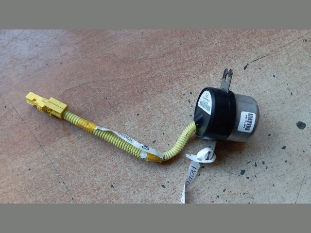 bontott HONDA CIVIC VI Központi Ütközés Érzékelő