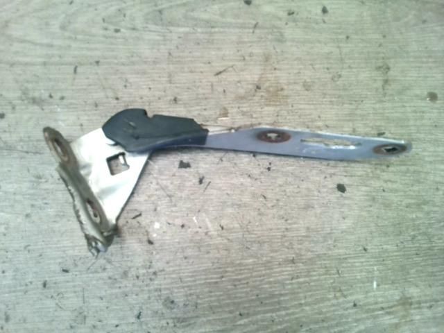 bontott HONDA CIVIC VI Motorháztető Bal Zsanér