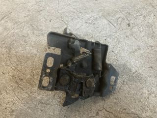 bontott HONDA CIVIC VI Motorháztető Zárszerkezet