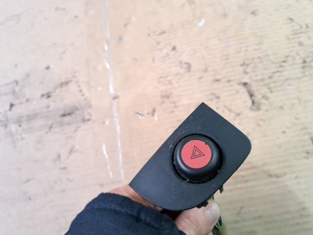 bontott HONDA CIVIC VI Vészvillogó Kapcsoló