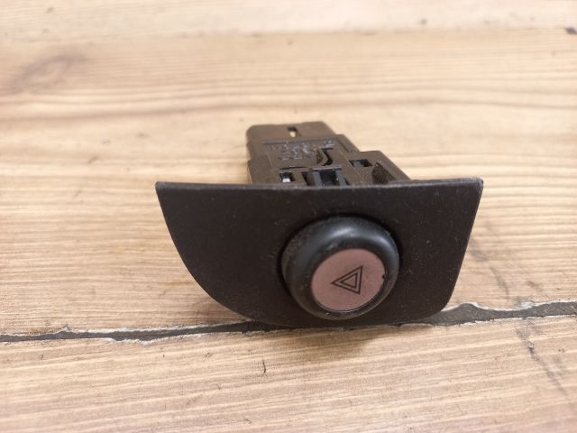 bontott HONDA CIVIC VI Vészvillogó Kapcsoló